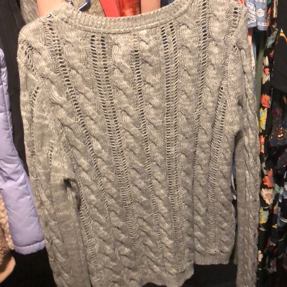 Pom Pom Gray Knit Sweater🧶 - Picture 5 of 5